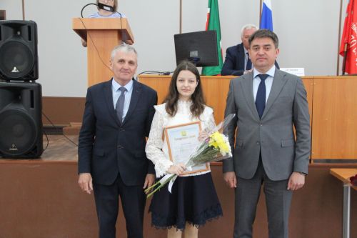 Чествование призёров республиканских предметных олимпиад и их наставников