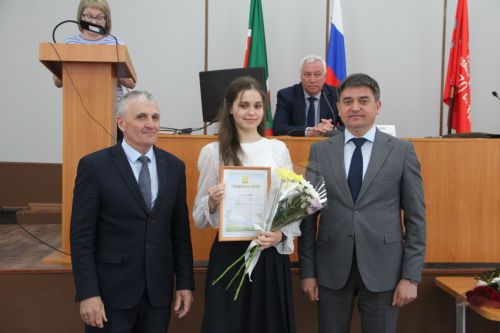 Чествование призёров республиканских предметных олимпиад и их наставников