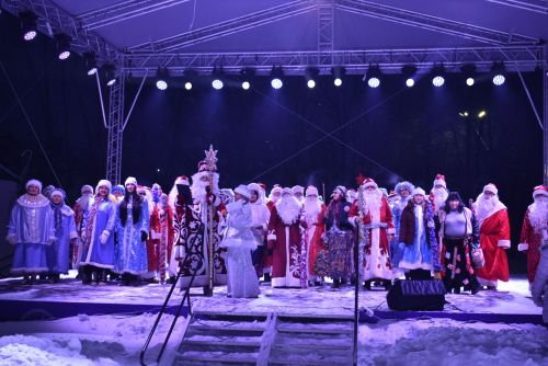 Парад Дедов Морозов 2026