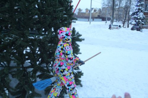 Новогоднее представление состоялось около Центральной библиотеки Болгара