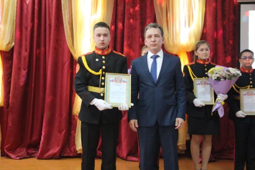 В Болгаре наградили победителей олимпиад – 2026