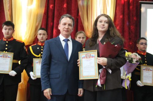 В Болгаре наградили победителей олимпиад – 2026