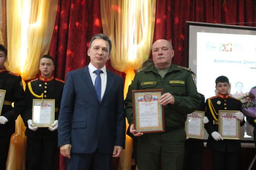 В Болгаре наградили победителей олимпиад – 2026