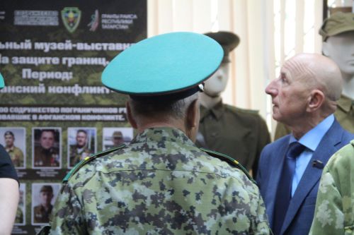 В Болгаре открылась выставка "На защите границ. Афганский конфликт"