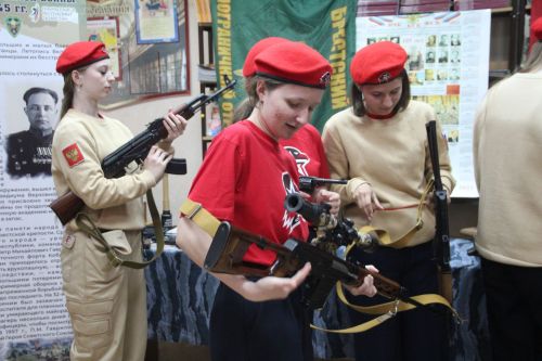 В Болгаре открылась выставка "На защите границ. Афганский конфликт"