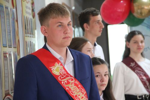 В Кимовской школе прозвенел последний звонок