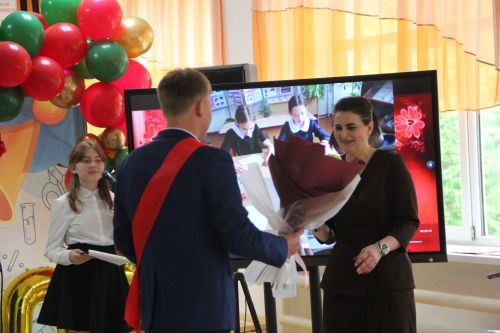 В Кимовской школе прозвенел последний звонок