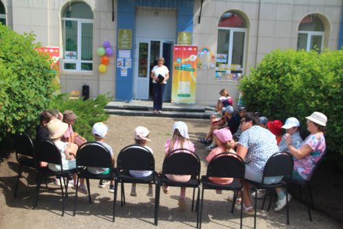 В детской библиотеке Болгара прошёл День рождения Бабы Яги