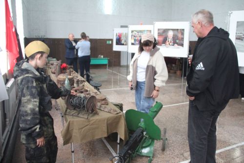 В селе Никольское состоялось открытие фестиваля поисковой и военно-патриотической песни "Река Бездна-2026"