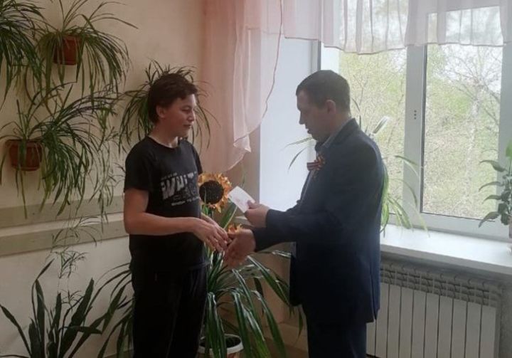 В Болгарской школе - интернате для детей с ОВЗ наградили отличников ГТО