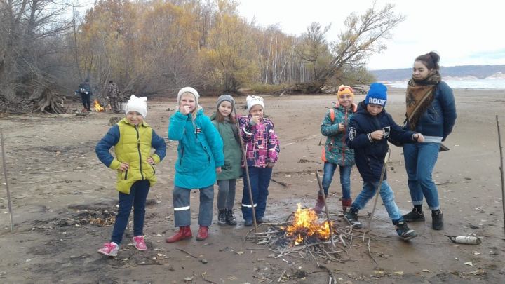 Болгарские школьники приняли участие в туристическом походе