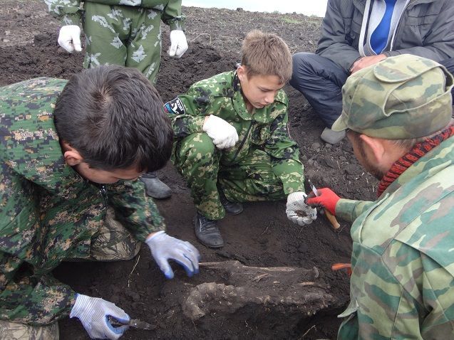 Поисковый отряд «Булгар» Спасского района принял участие в вахте «Памяти примирения и согласия»  (ФОТО)