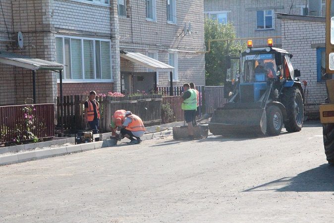 В Болгаре ведется работа по благоустройству дворов многоквартирных домов