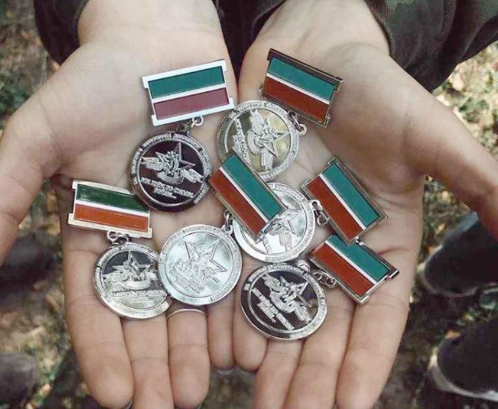 Золотой медалью «За отличие в поисковом движении Республики Татарстан» награждены