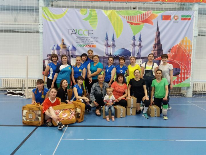 В Болгаре прошли турниры по волейболу