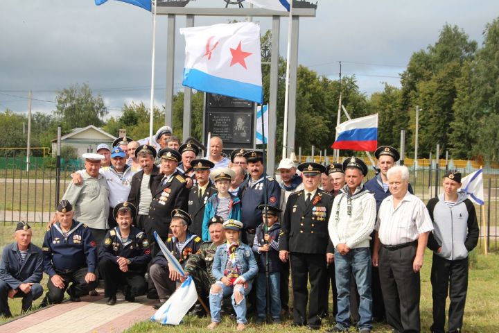 В Болгаре отметили День Военно-Морского Флота России  (ВИДЕО, ФОТОРЕПОРТАЖ)
