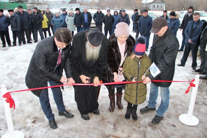 В селе Полянки Спасского района открыли обновлённое здание отделения почты