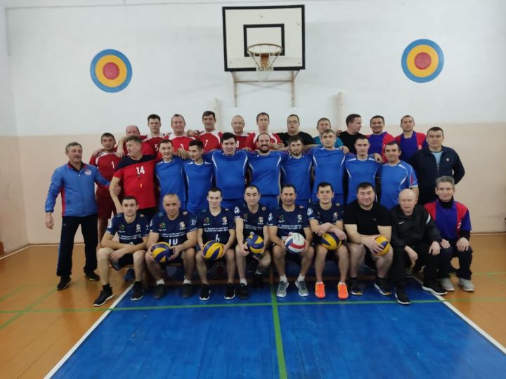 Педагоги Спасского района приняли участие в турнире по волейболу 