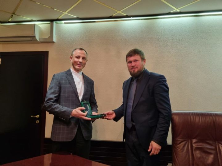 Ректор Болгарской исламской академии встретился с директором Фонда поддержки исламской культуры