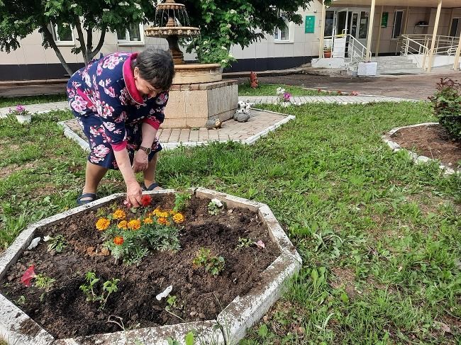 В Спасском доме - интернате прошло занятие по «Трудотерапии»