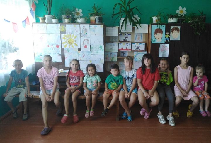 В Бураковском СДК для детей провели игру «В гостях у природы»