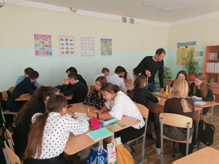 В Болгарской средней школе №1 прошёл Всероссийский урок ОБЖ