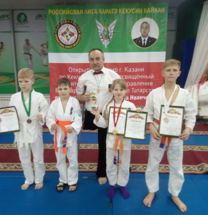 Спасские каратисты заняли призовые места на турнире в Казани