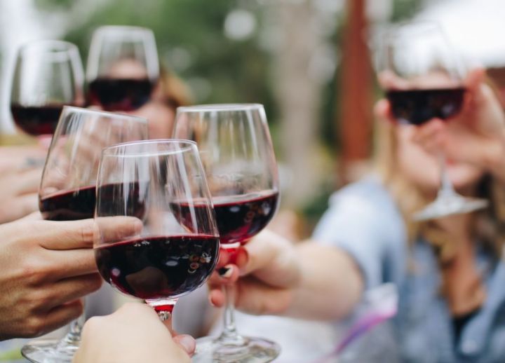 5 опасностей для любителей ежедневного вина