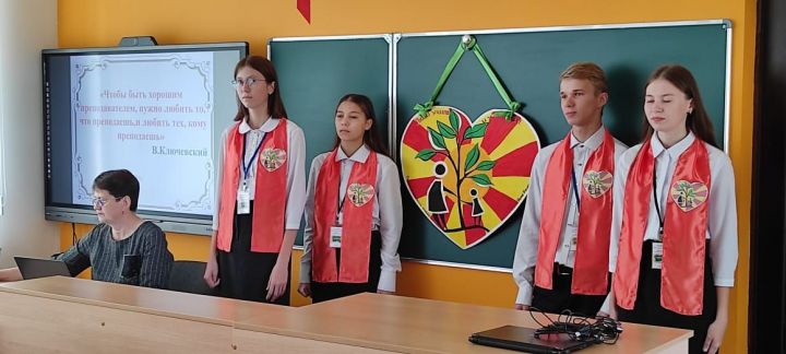 В Болгарской школе №1 прошёл Слёт педагогических классов школ Спасского района