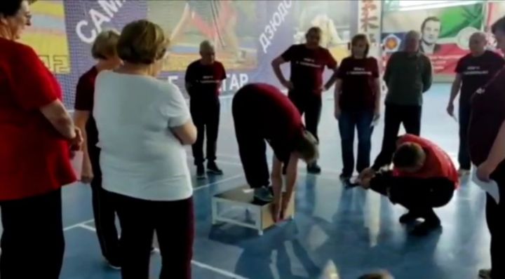 В спортшколе «Олимп» состоялось принятие норм ГТО  среди граждан старше 50 лет
