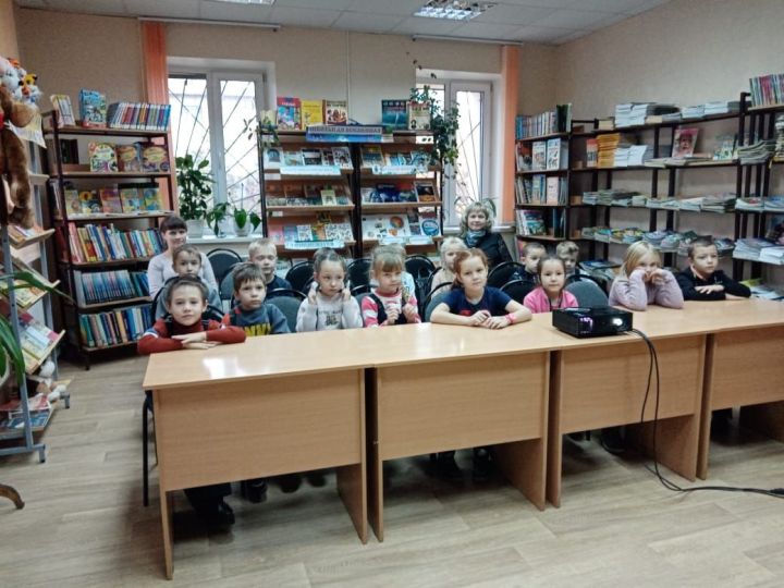 В детской библиотеке Болгара состоялся литературный праздник «Мы шагаем с Маршаком!»