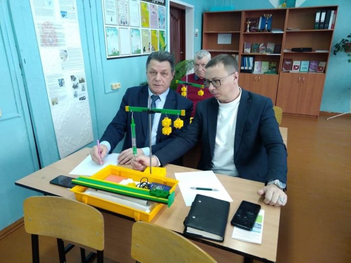 В селе Никольское прошёл районный семинар учителей физики и информатики
