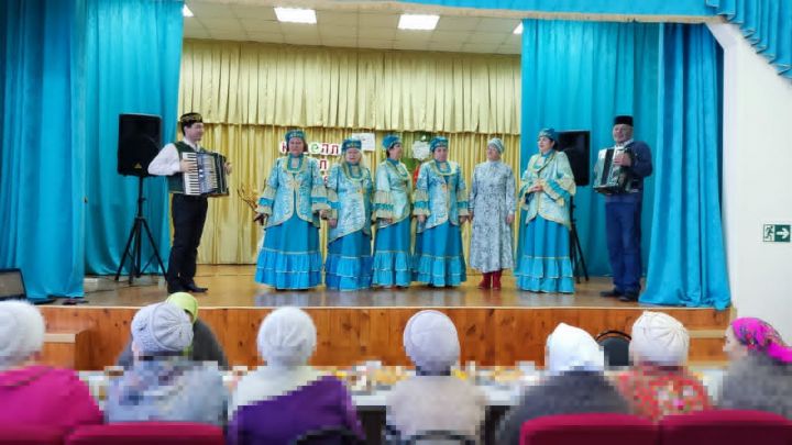 Районный Женский Совет проводит предновогодние встречи с женщинами сёл и деревень Спасского района