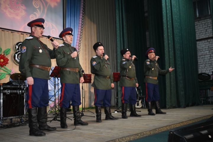 Болгар мәдәният йортында 8 Мартка багышланган концерт булды