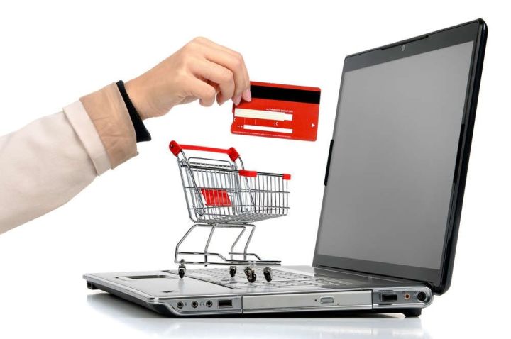 Спассцам объяснили права потребителя при покупке товара в интернет-магазине