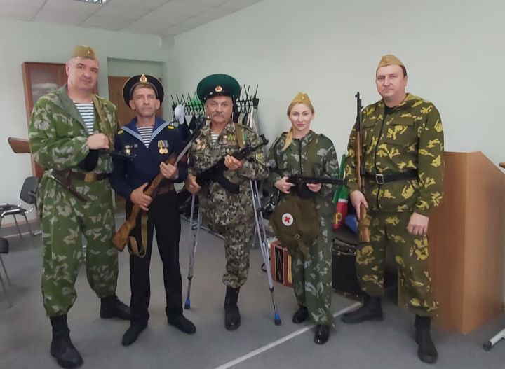 Спасский ветеран-пограничник принял участие в смотре военных песен в Казани
