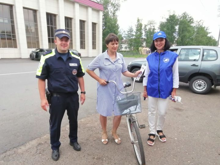 Сотрудники ОГИБДД по Спасскому району провели акцию «Велосипедист на дороге»