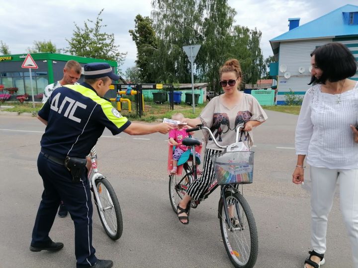 Сотрудники ОГИБДД по Спасскому району провели акцию «Велосипедист на дороге»