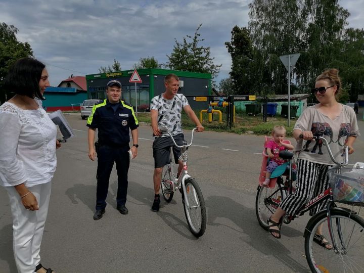 Сотрудники ОГИБДД по Спасскому району провели акцию «Велосипедист на дороге»