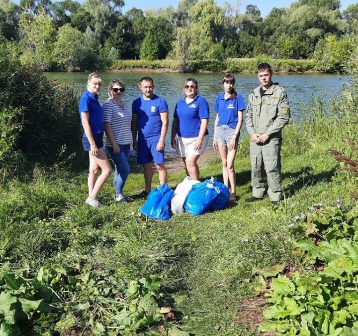 В Куралово прошла акция «Чистый берег».