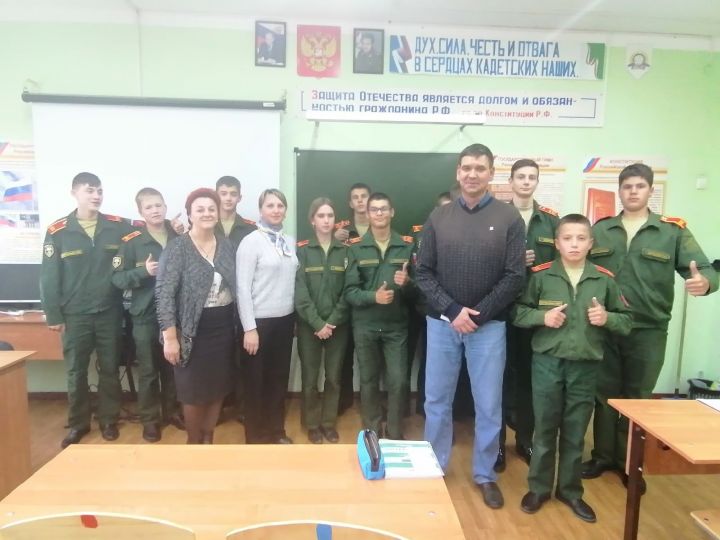 Педагоги Спасского техникума посетили кадетскую школу