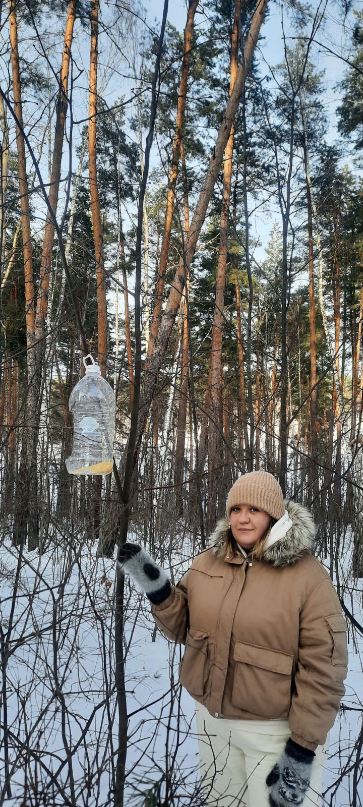 Активисты Молодёжного парламента приняли участие в акции «Покорми птиц зимой»