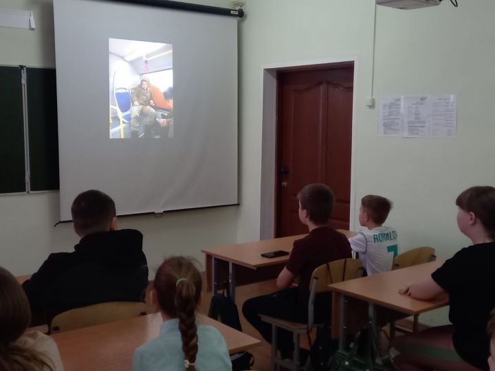 В первой школе Болгара прошёл очередной «Урок мужества»