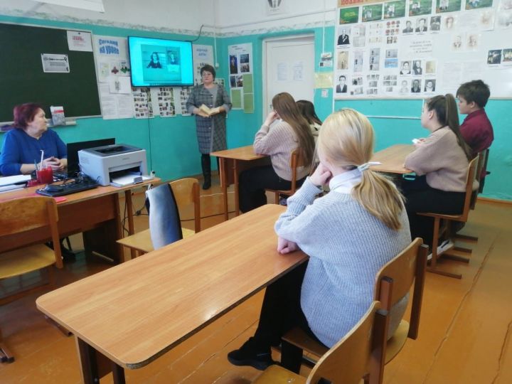 В Иж-Борискинской школе прошёл исторический час