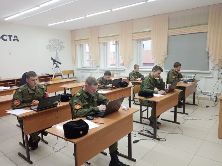 В Болгарской кадетской школе-интернат прошло исследование по модели PISA