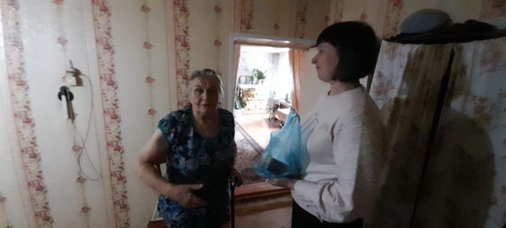 Редакция газеты «Новая жизнь» поздравила ветеранов печати с Днём пожилых людей