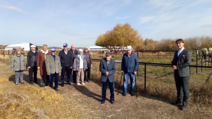 Подопечные Спасского дома-интерната посетили  «Ферму верблюдов»