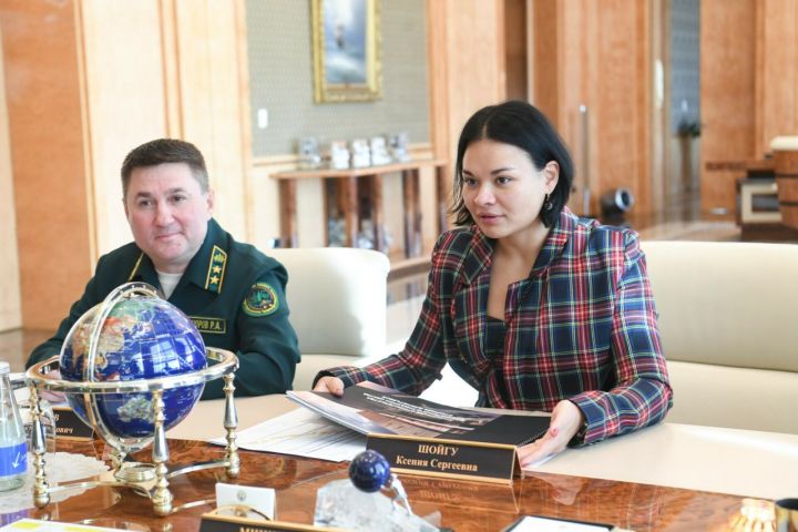 Рустам Минниханов встретился с дочерью Сергея Шойгу