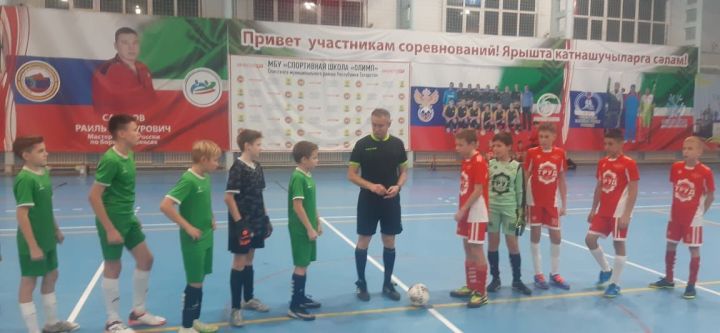В спортивной школе “Олимп” прошло первенство РТ по мини-футболу