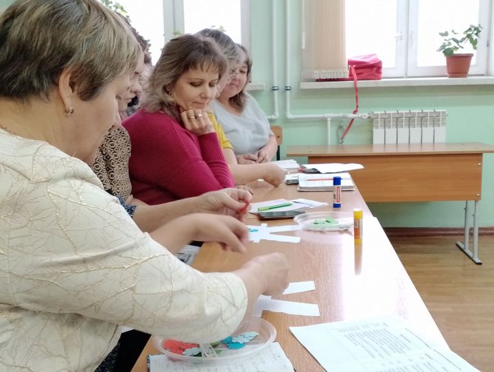 В Болгарской второй школе прошёл научно-практический семинар для учителей начальных классов